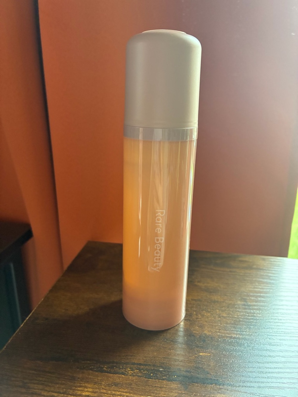 Rare Beauty Setting Spray — Soft Peach Bottle with Cream Cap